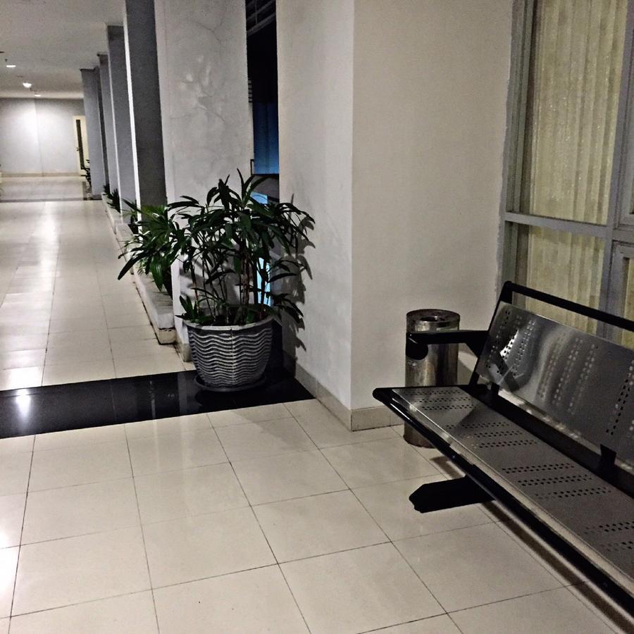 Greensa Inn Surabaya Eksteriør billede